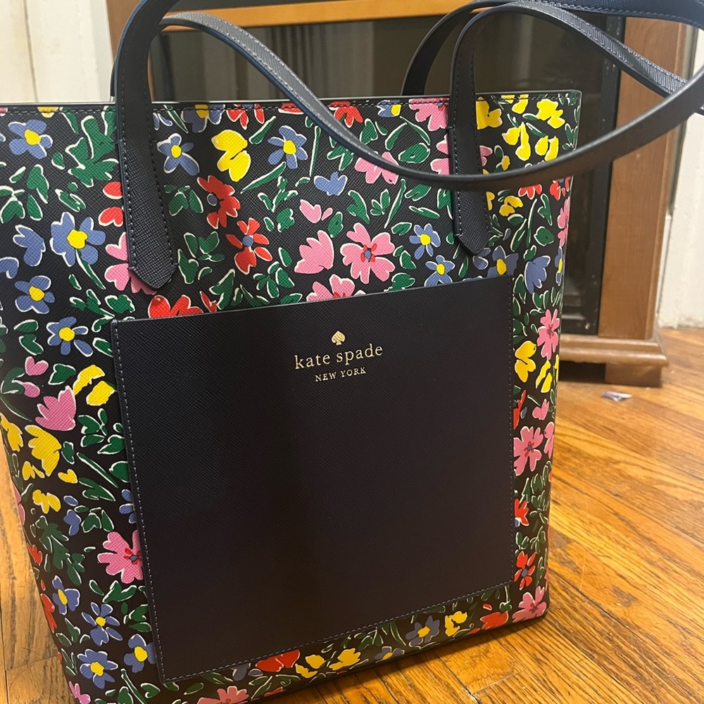 Bnwt Kate spade tote